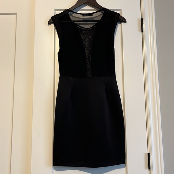 Little Black Dress with Plunge detail - Picture 4 of 4